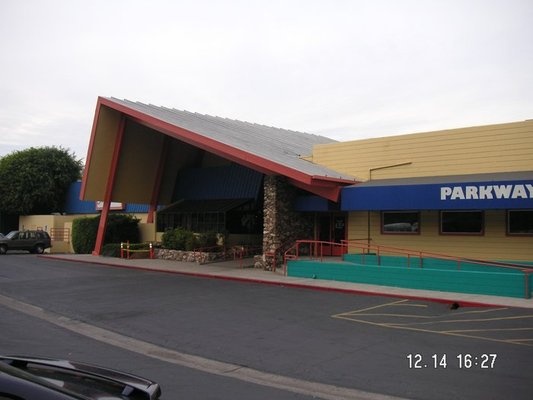 Parkway Bowl